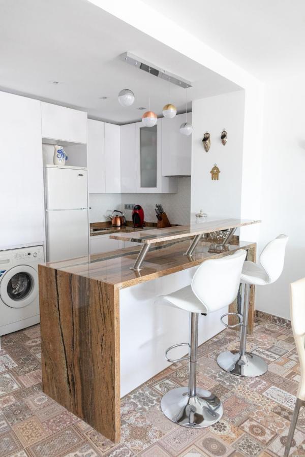 Apartamento Puerto Deportivo Естепона Екстериор снимка