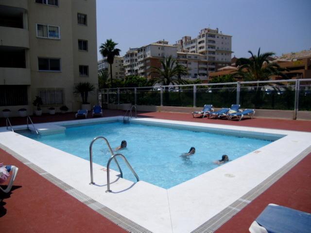 Apartamento Puerto Deportivo Естепона Екстериор снимка